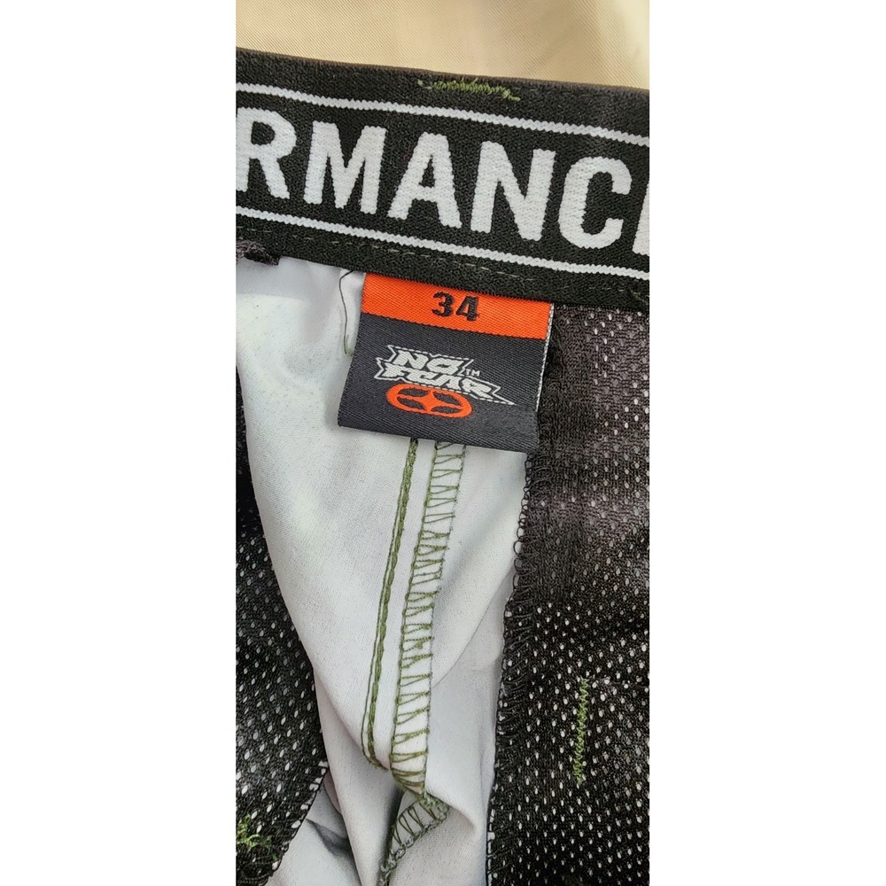 No Fear Green & Black Tropical Camo Quick Dry Stretch Hybrid Shorts Men's 34 - Picture 3 of 4
